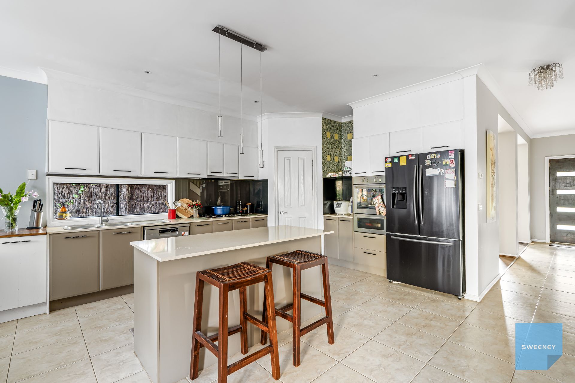 16 Durrol Way, Caroline Springs - Thumbnail 4