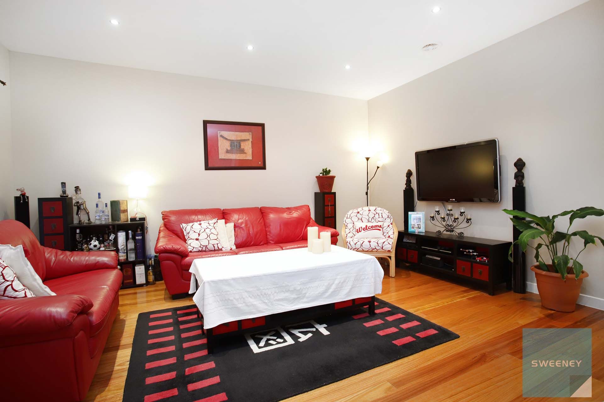 42 Warner Way, Caroline Springs - Thumbnail 4
