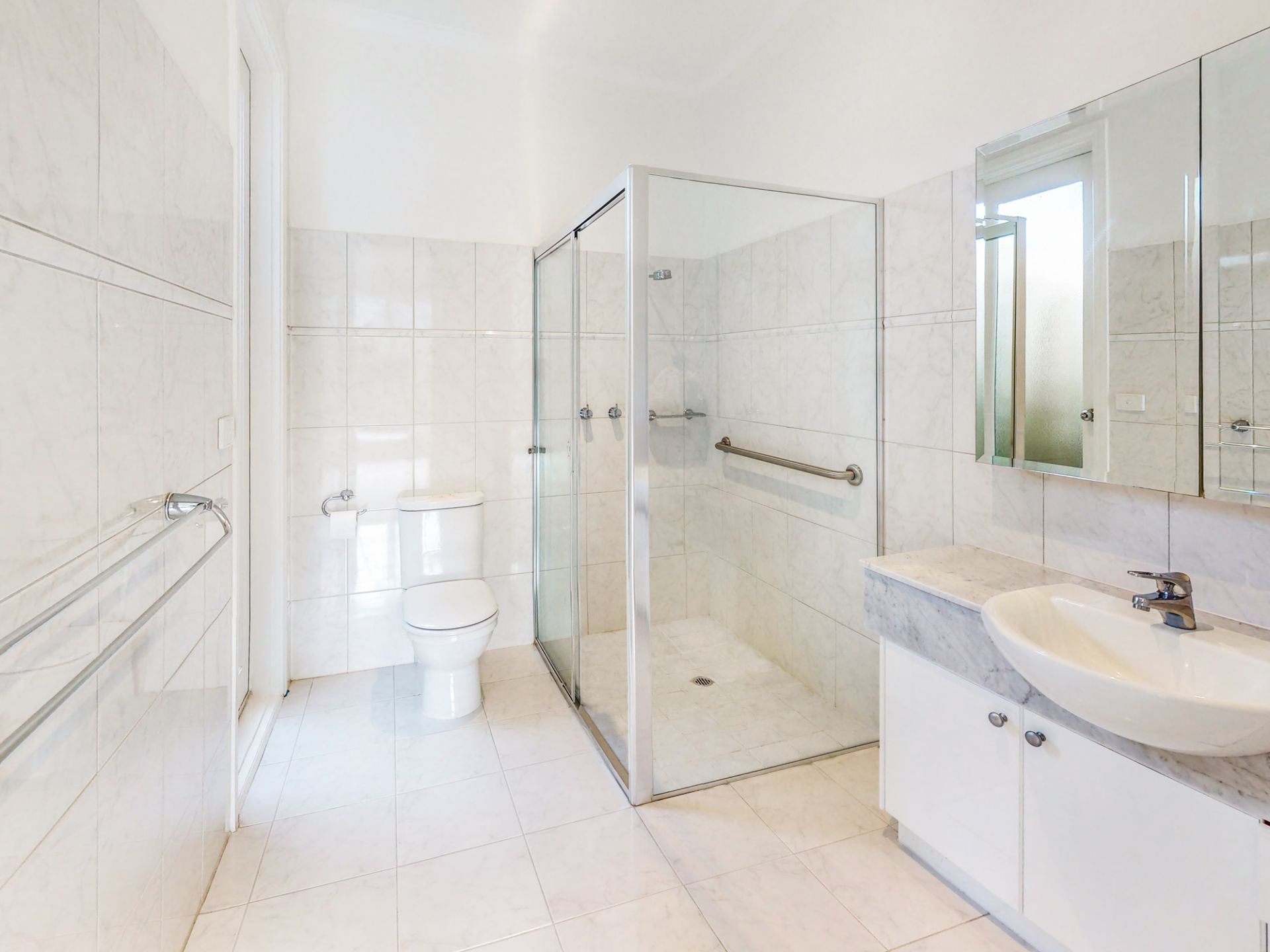 3/4 Tennyson Avenue, Caulfield North - Thumbnail 8