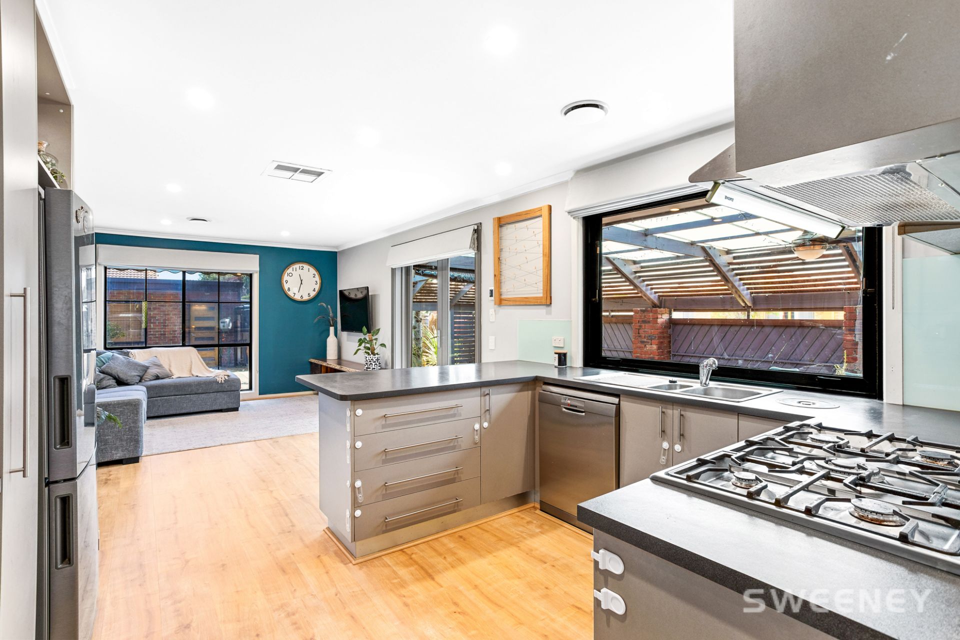 49 Balaclava Avenue, Altona Meadows - Thumbnail 4