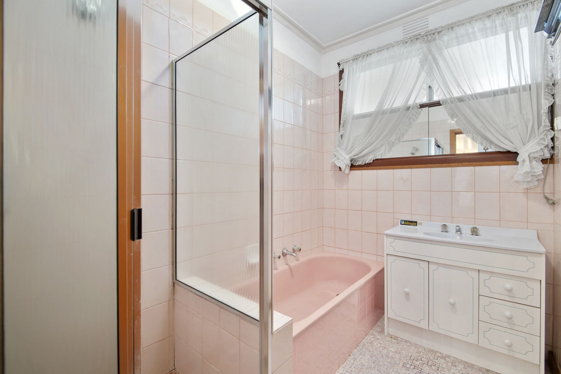 GREAT HOME - 920m2 approx