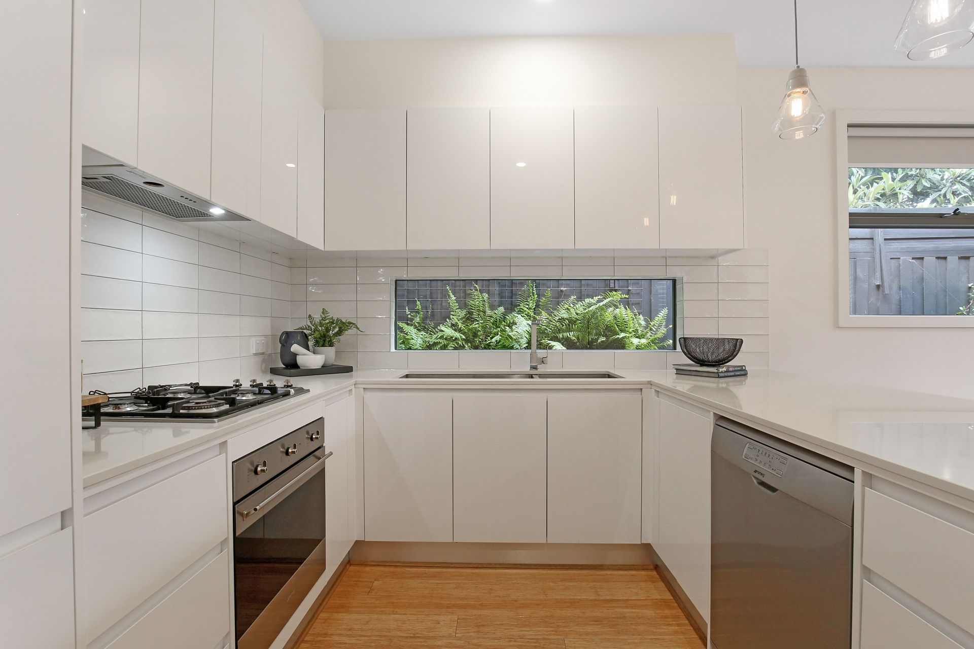 A Touch Of Contemporary Class