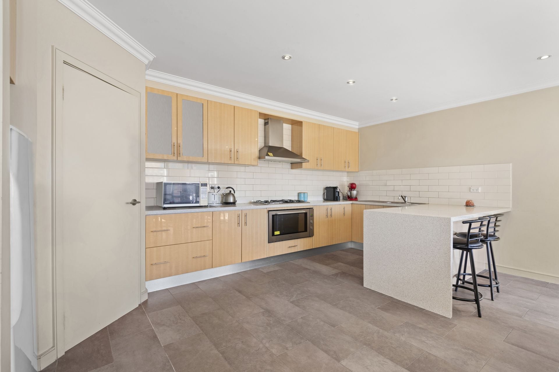 MODERN LIVING WITH A PRIME LOCALE