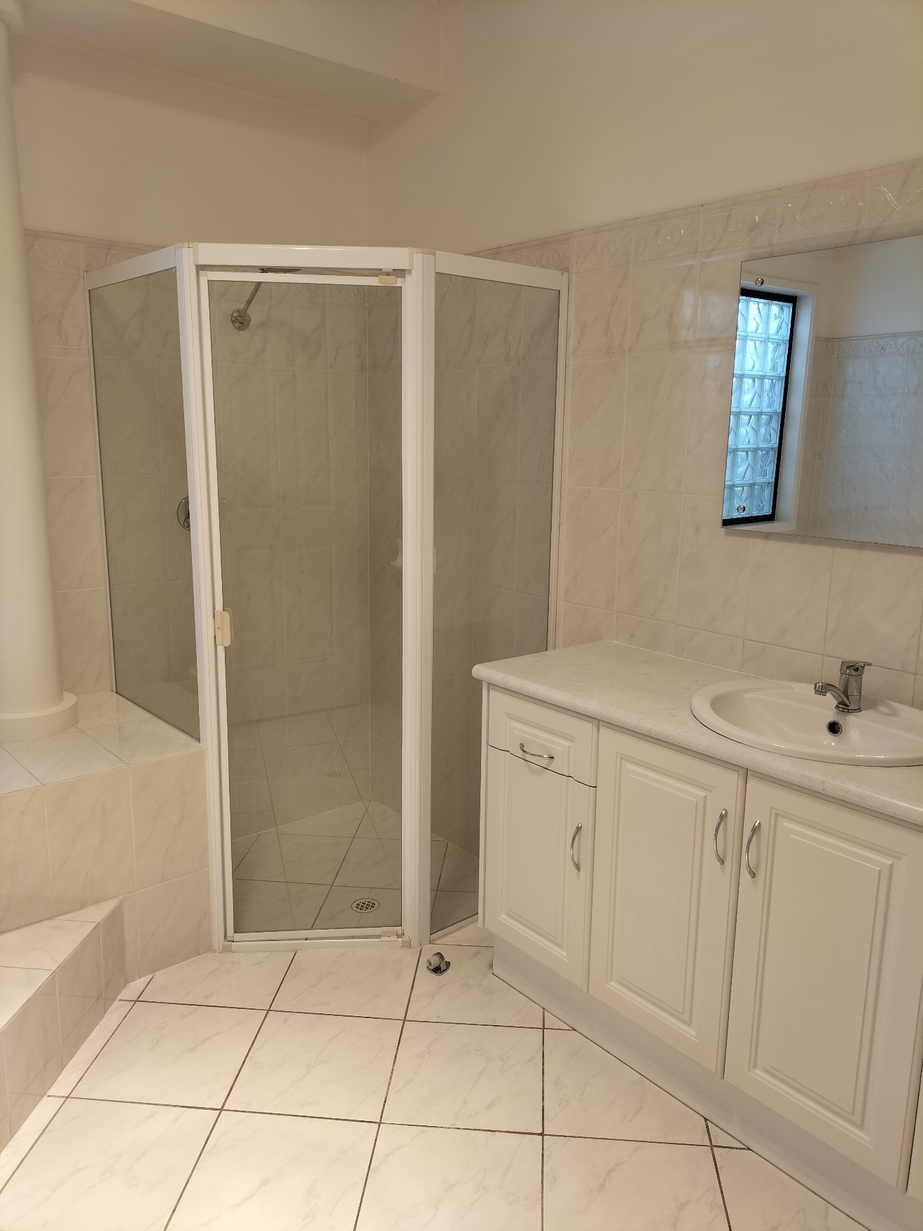 24 Tolley Crescent Brooklyn Park 5032