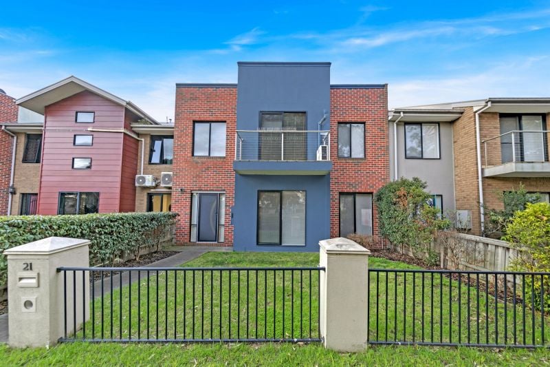 21 Raven Walk, Epping