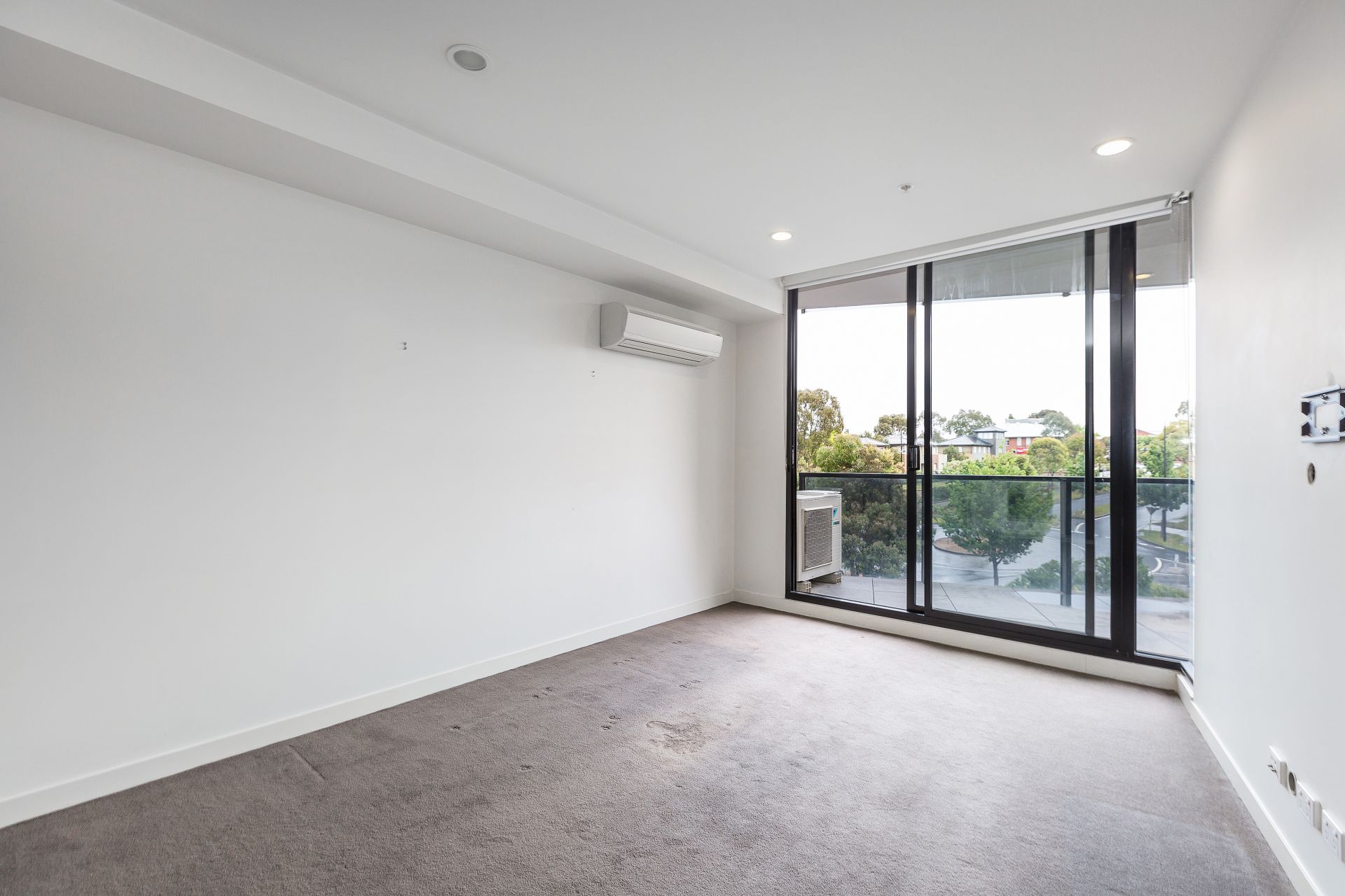 218/45 Edgewater Boulevard, Maribyrnong - Thumbnail 6