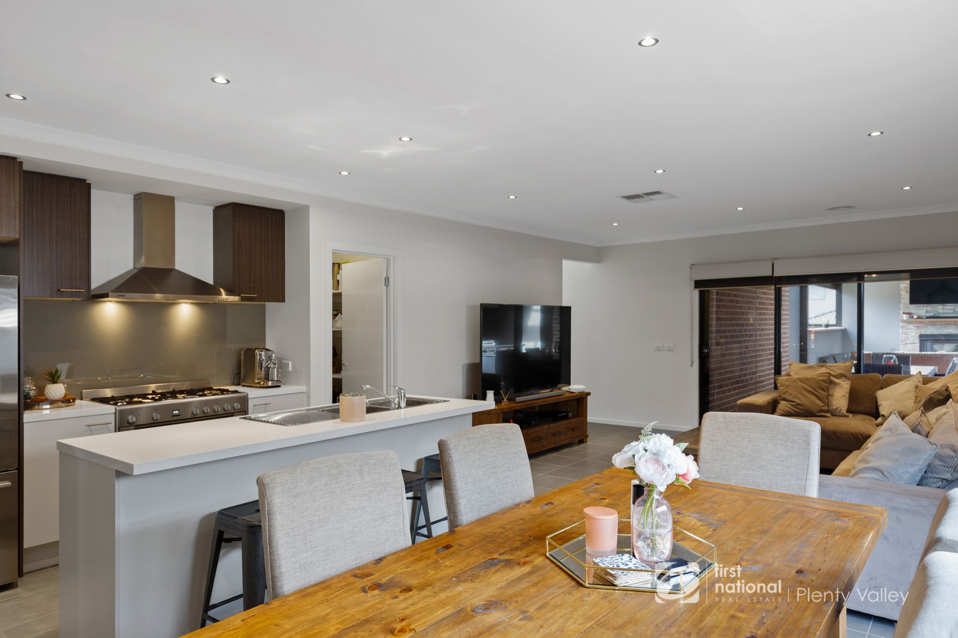94 Lockhart Street Mernda, Mernda - Thumbnail 4