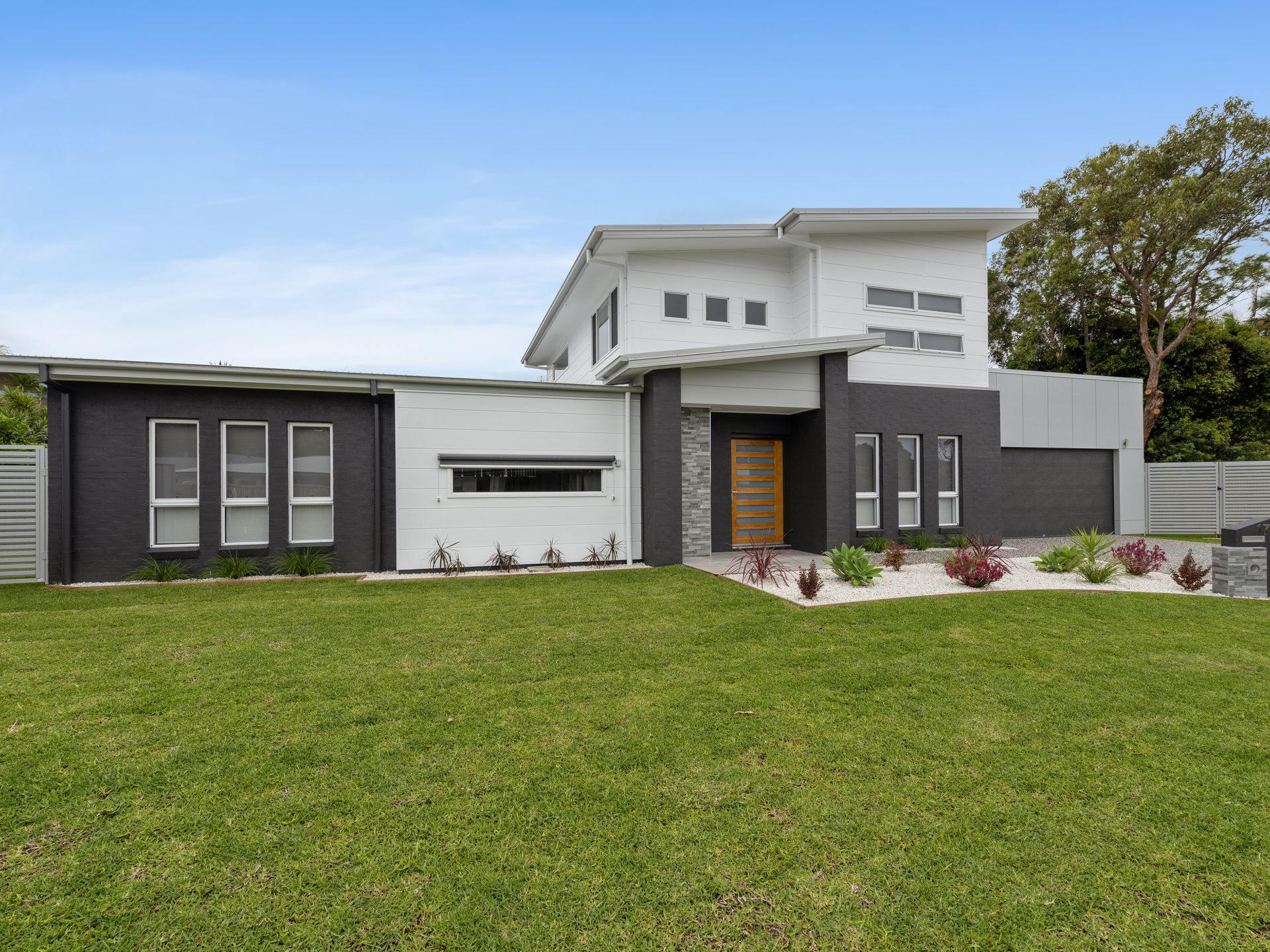 For Sale 17 Mackerel Crescent Korora , NSW