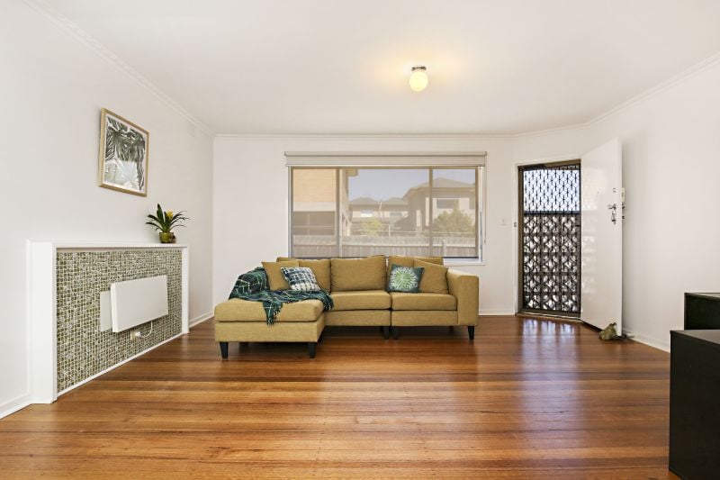 3/15 Harbury Street, Reservoir