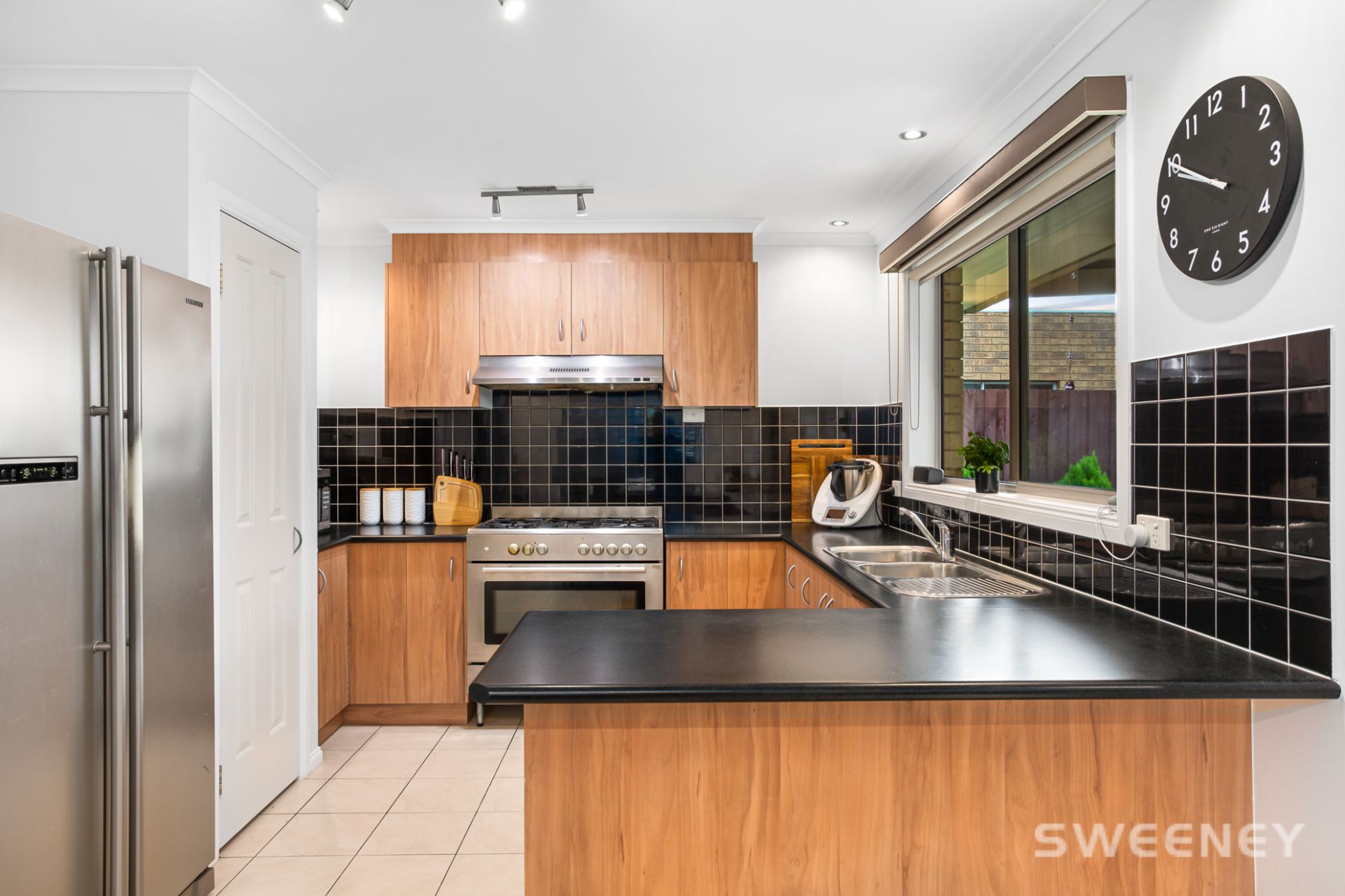1 Hammond Court, Altona Meadows - Thumbnail 5
