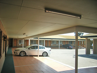 MOTEL FOR SALE- MAJOR HWY LOCATION