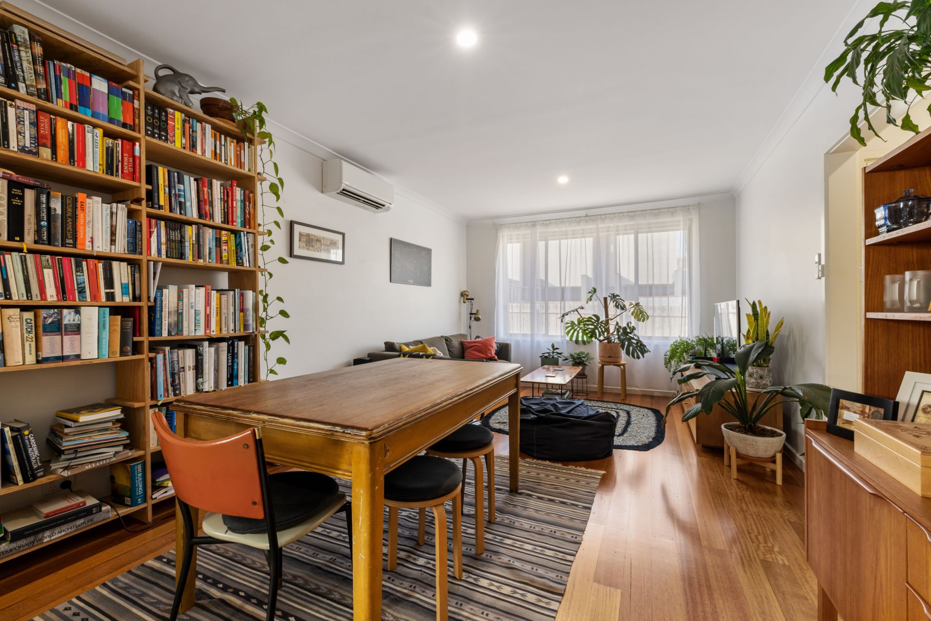 Stylish & Spacious 2-Bedroom Unit in the Heart of Reservoir