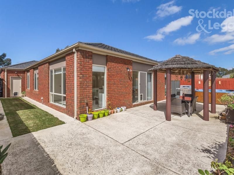 5 Milicent Court MERNDA, Mernda - Thumbnail 2