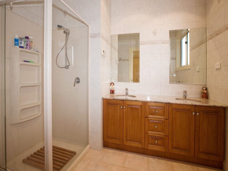 18 Cropley Court, Seabrook - Thumbnail 8