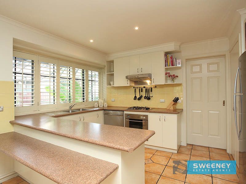 2 Thompson Court, Altona Meadows - Thumbnail 4