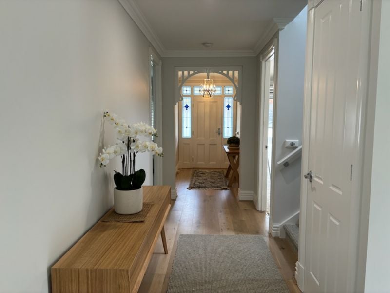 Stunning Fully Furnished 4-Bedroom Home in Portsea
