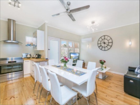 16 Olive St  Glenelg 5045