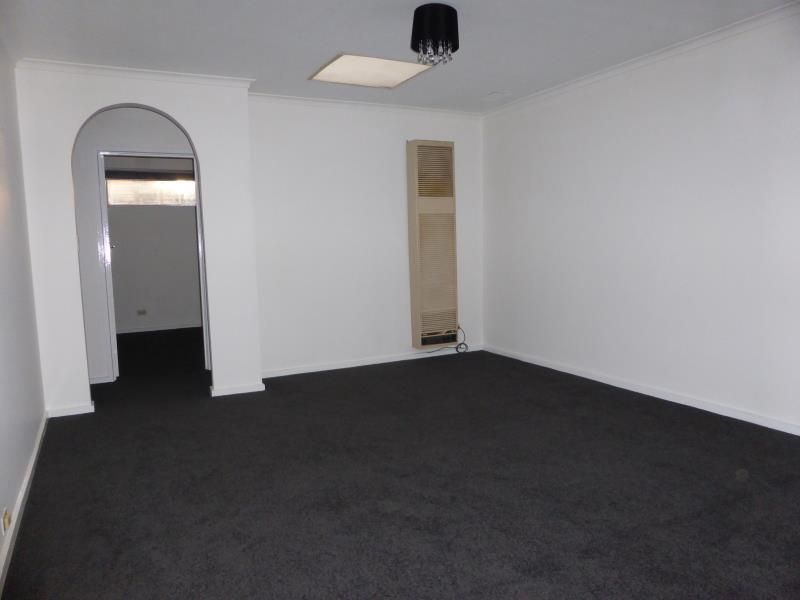 Refurbished 2 Bedroom Spacious Unit with Surprising Outdoor Space Available!