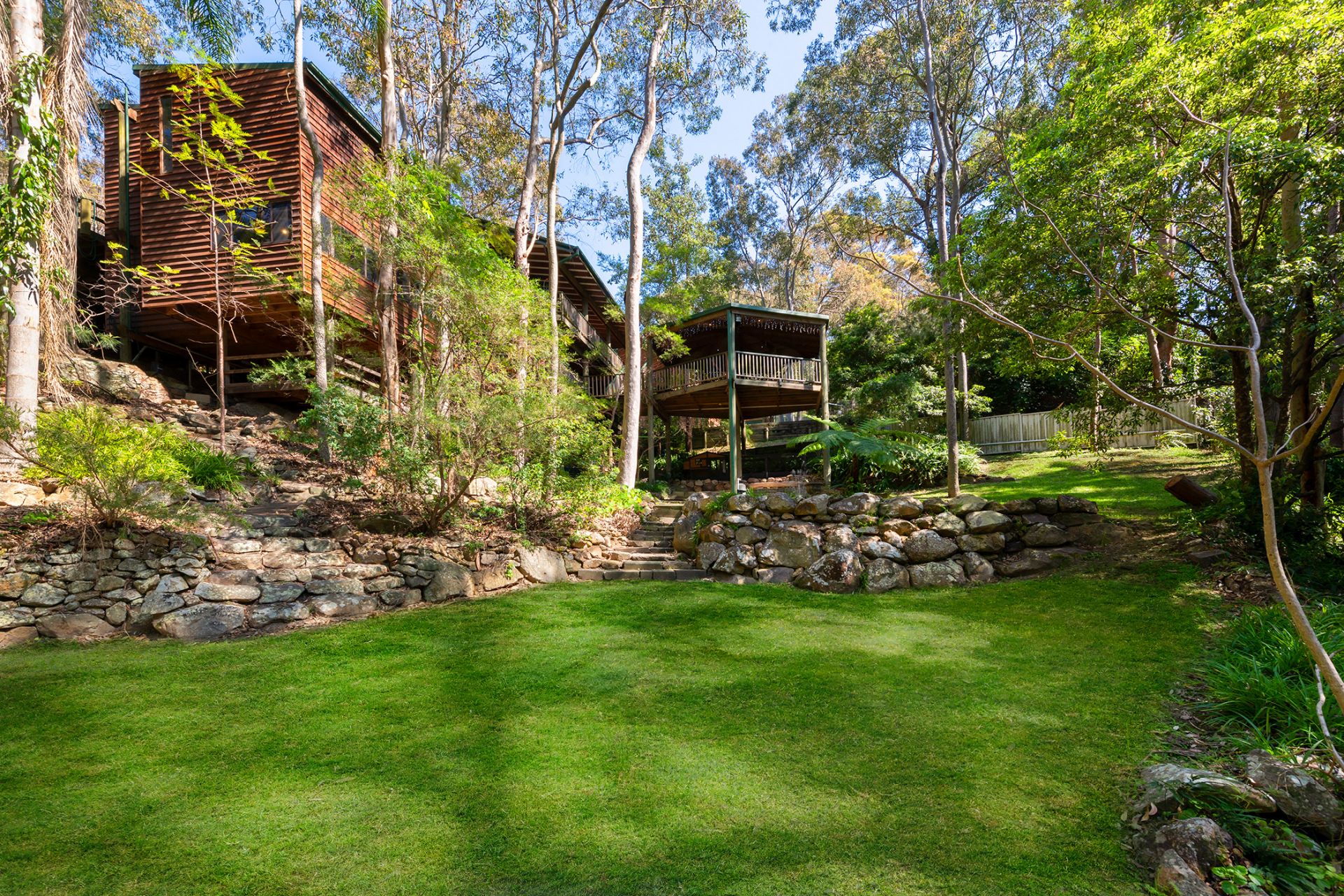 Real Estate For Sale 74 Seaview Close Eleebana , NSW