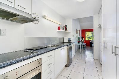 11/239 Lake Street, Cairns North