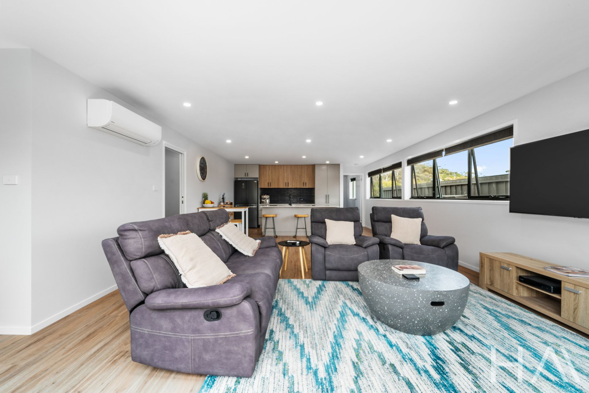12/1 Cologne Drive Oakdowns, Oakdowns - Thumbnail 7