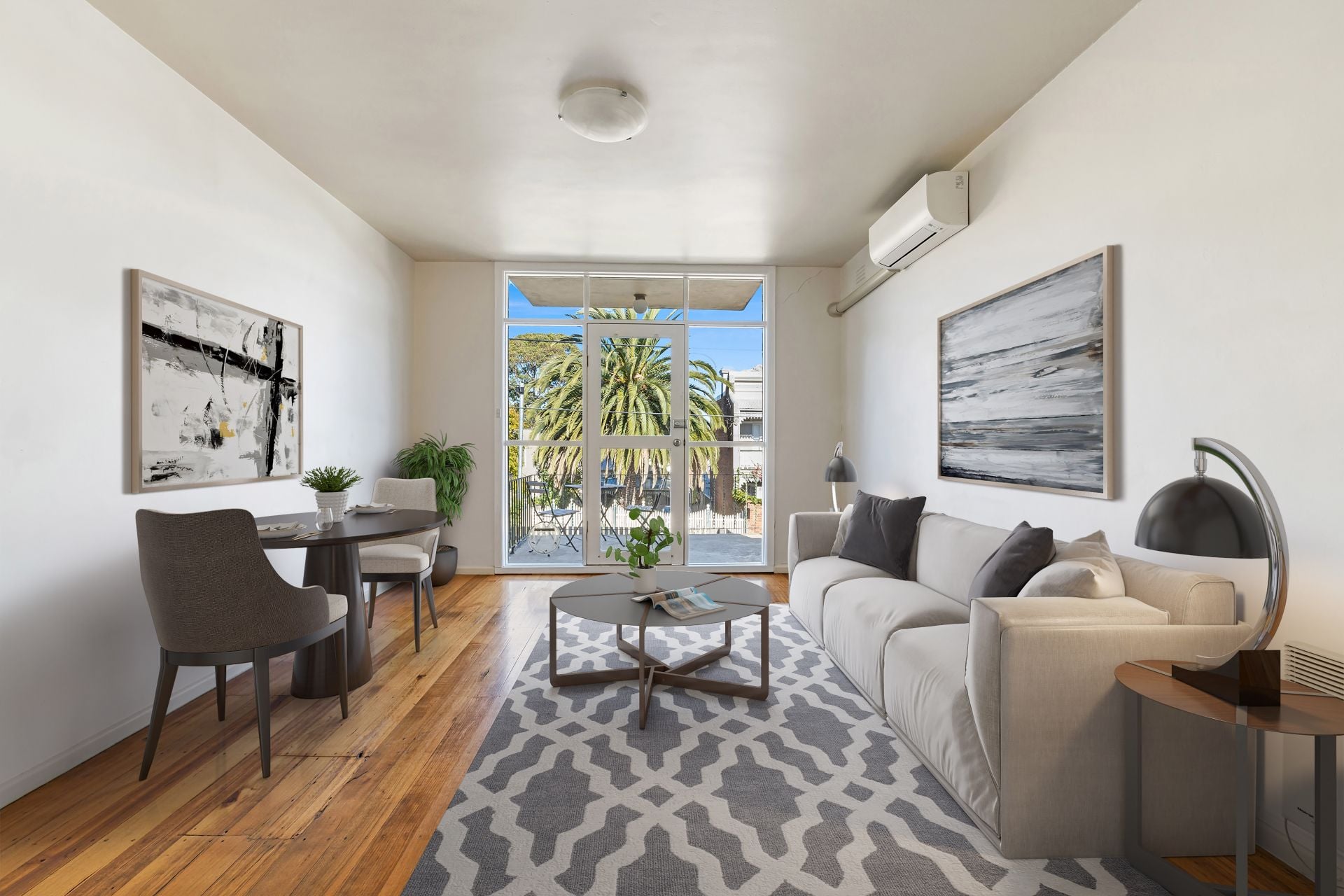 Spacious, Sunny And With Unrivalled Lifestyle Convenience