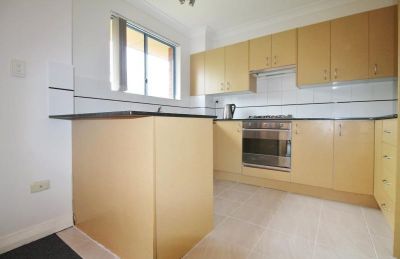 9/42-48 Anzac Parade, Kensington