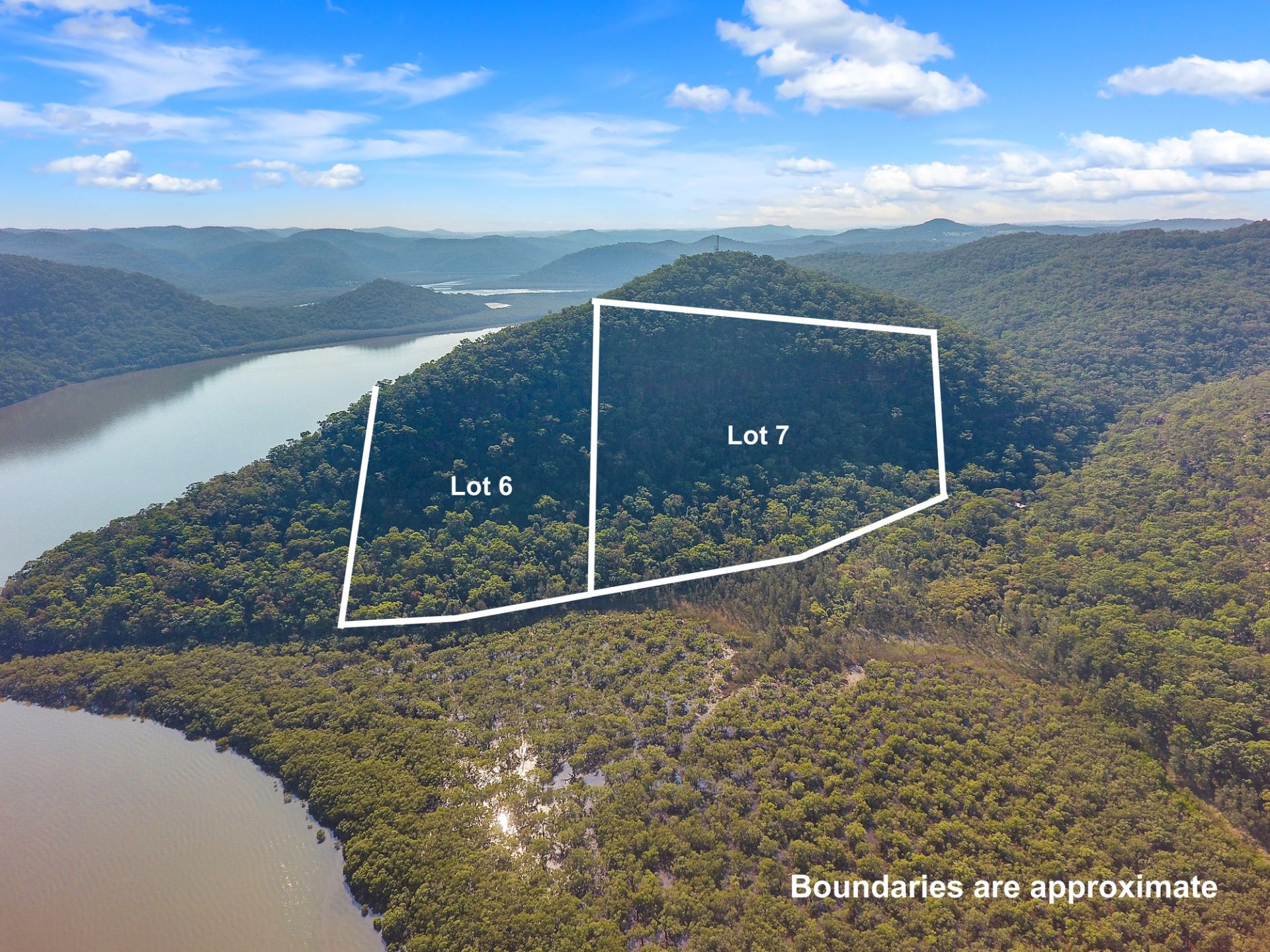 2690 Hawkesbury River, Bar Point Riverfront Real Estate