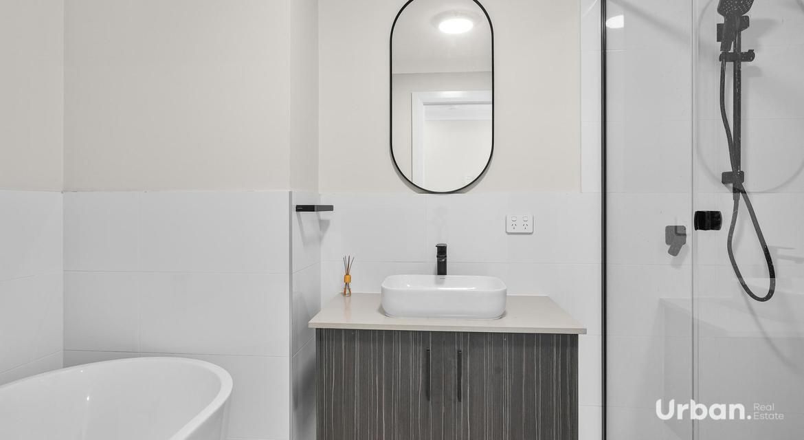 Oran Park 81 Thompson Road