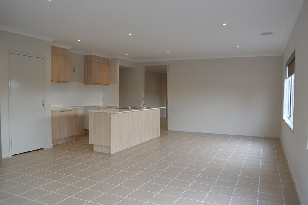 LUXURY LIVING!!