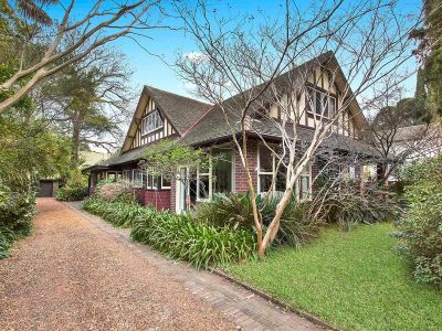 Grand, two storey period home, private landscaped gardens