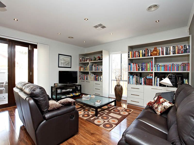 6 Jells Place, Caroline Springs - Thumbnail 4