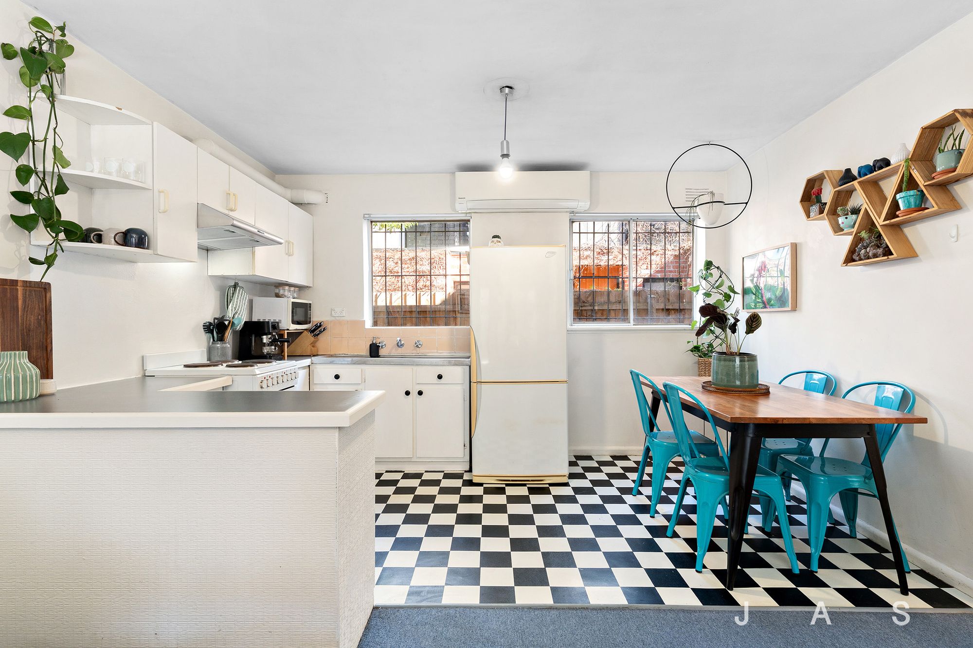 1/709 Barkly Street, West Footscray, West Footscray - Thumbnail 3