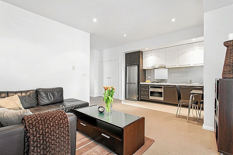 2/46 Commercial Road, Footscray - Thumbnail 4