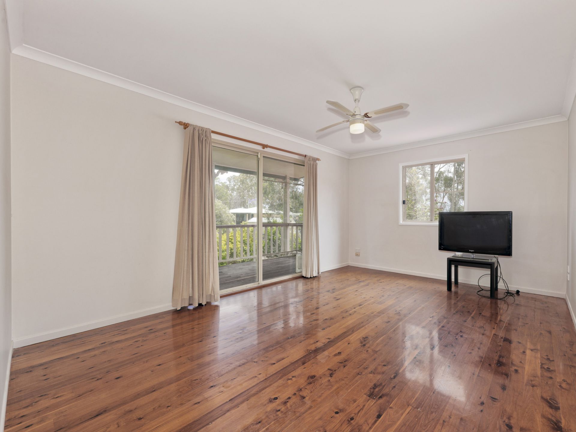 10 Premier Terrace, SOUTH BINGERA Four Walls Realty