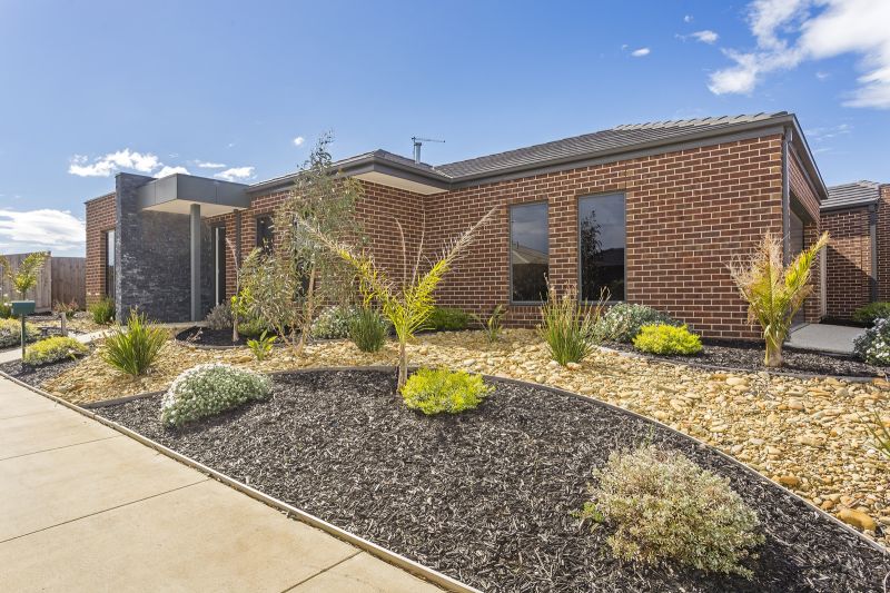 2 Shelburn Way Ocean Grove VIC, Ocean Grove - Thumbnail 5