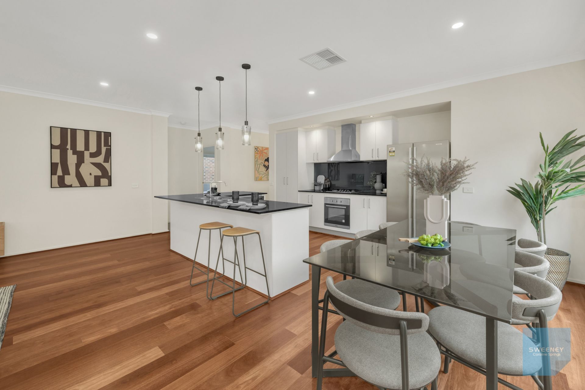 18 Derwent Close, Caroline Springs - Thumbnail 6