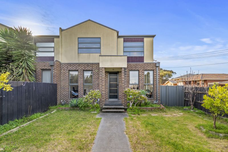24 Barry Road, Thomastown
