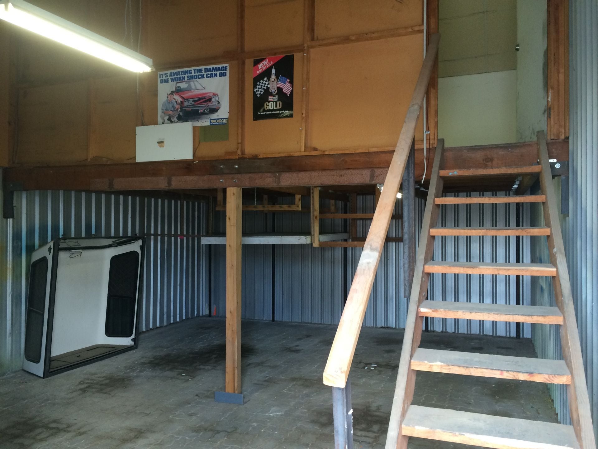 IDEAL FOR TRADES PEOPLE/HOBBYISTS/STORAGE