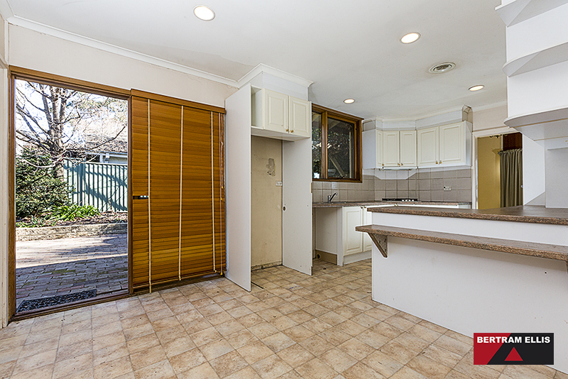 156 Dixon Drive, Holder - Thumbnail 6