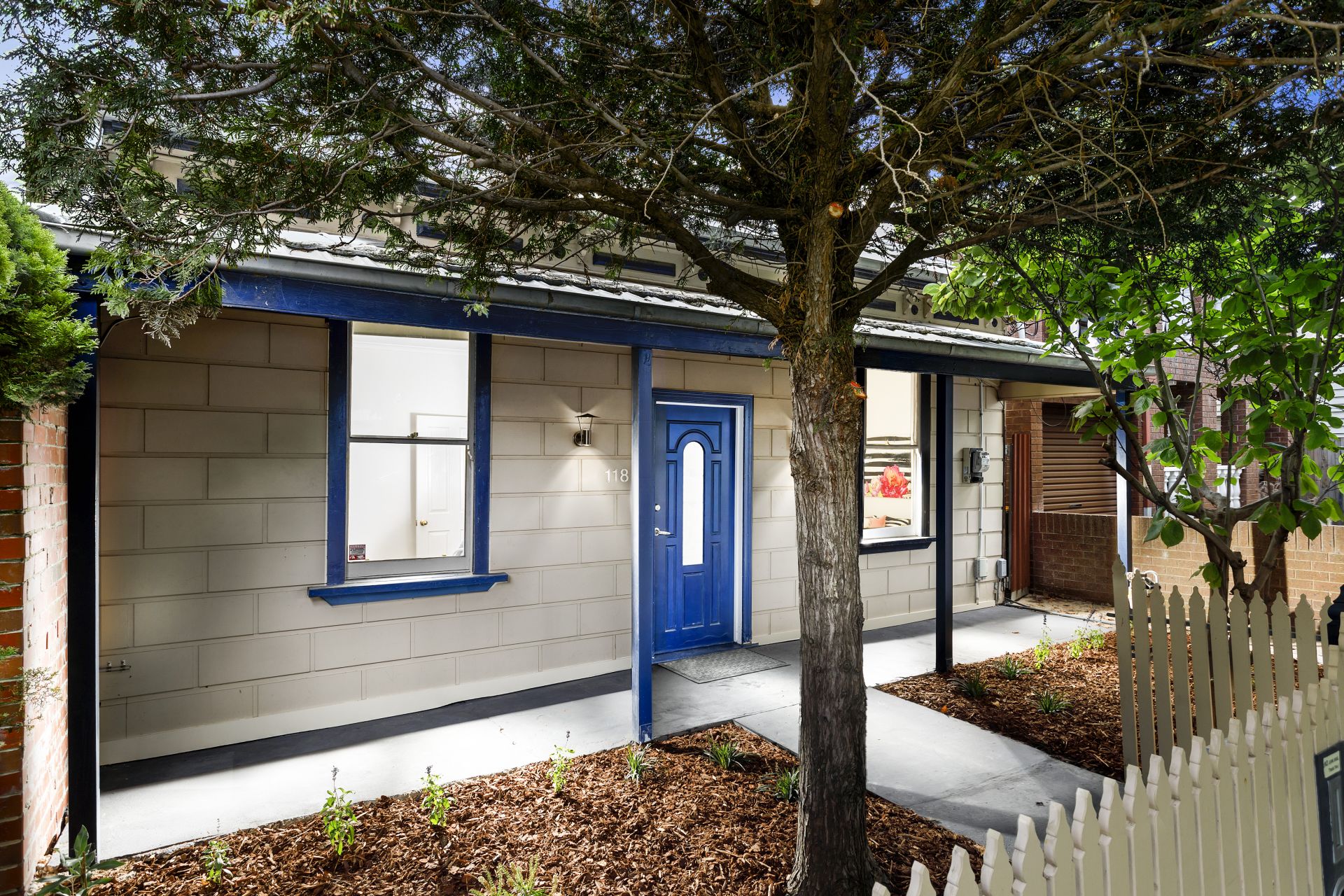 118 Bayview Road, Yarraville - Thumbnail 2