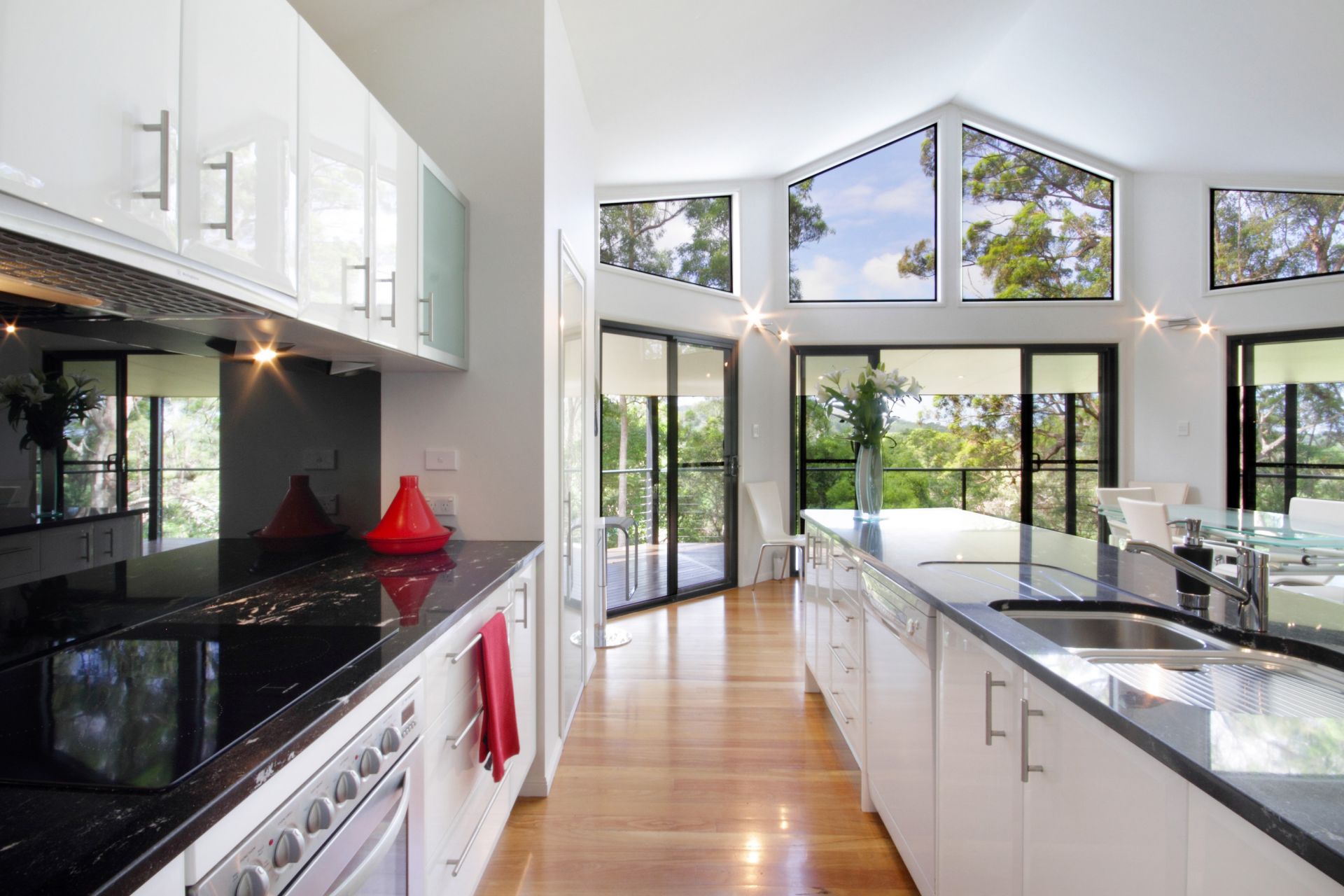 2B Woodchester Close Rosemount QLD, Rosemount - Thumbnail 2