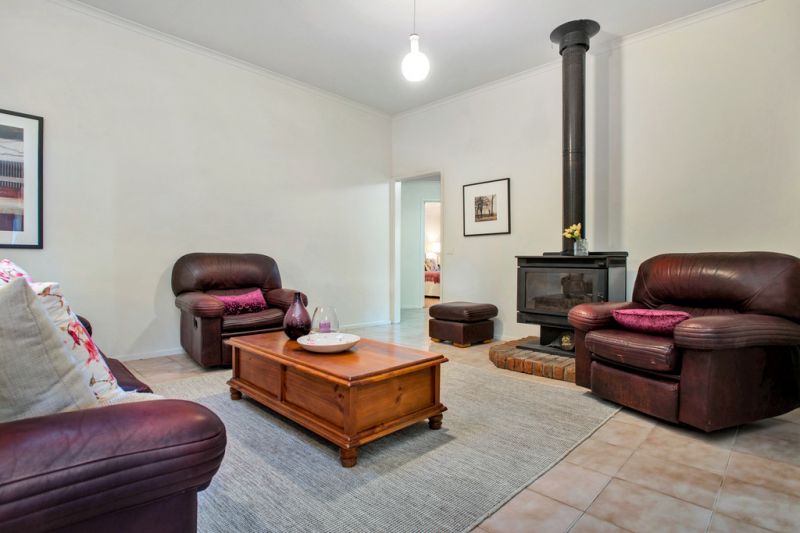 15 Tatman Drive, Altona Meadows - Thumbnail 5