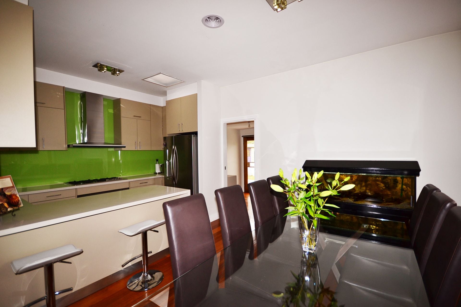 SUPERB MODERN STYLE