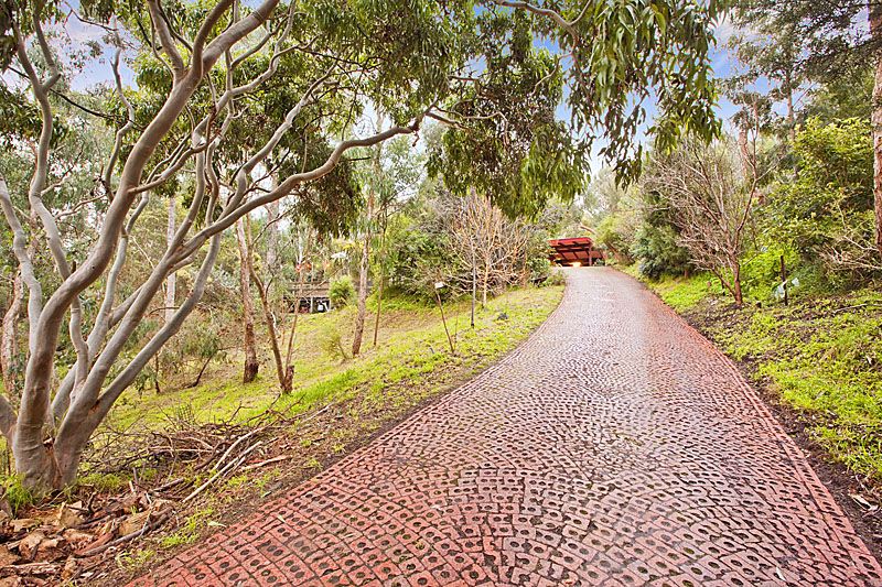 77 Zig Zag Road, Eltham - Thumbnail 8