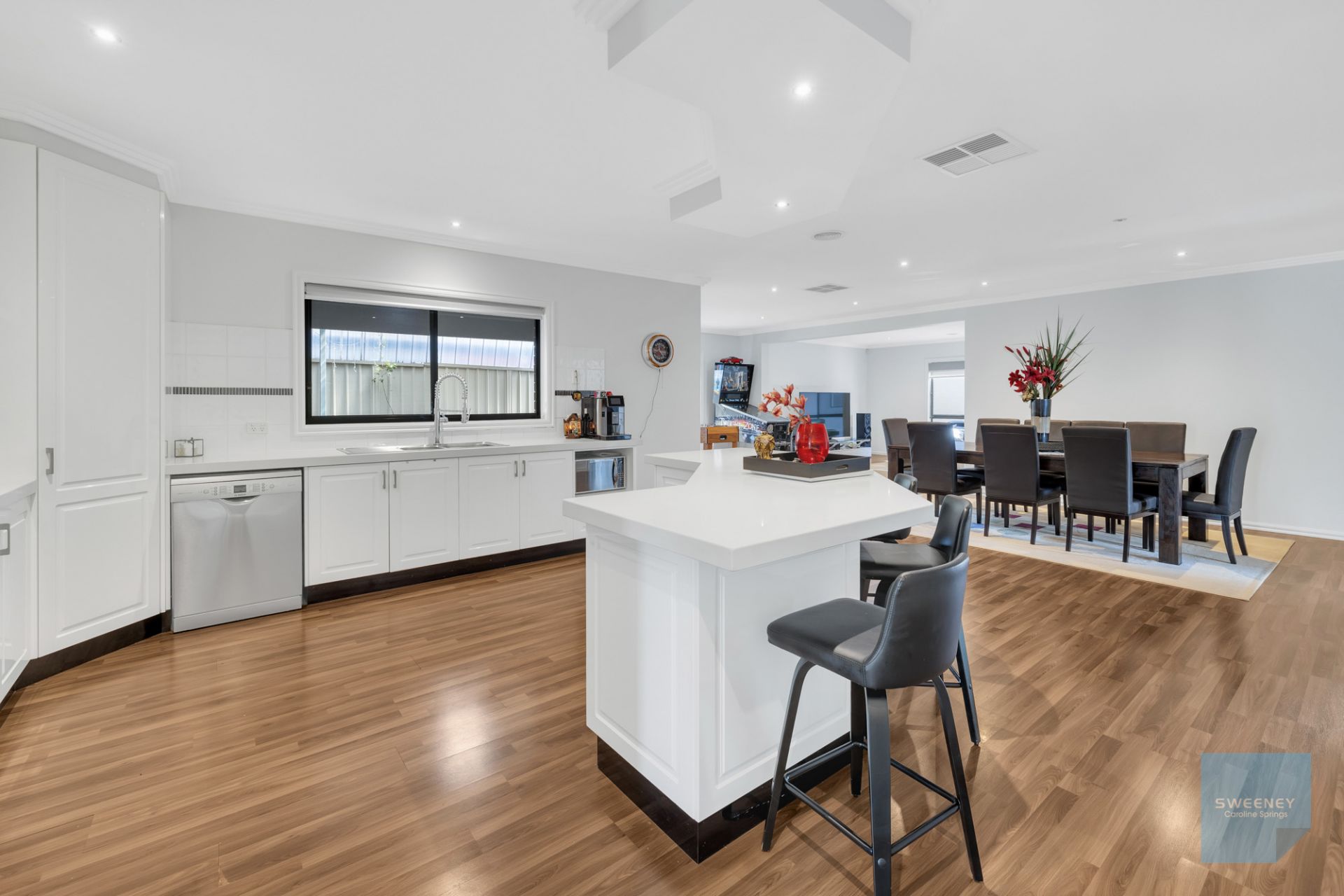 42 Barwon Street, Taylors Hill - Thumbnail 6