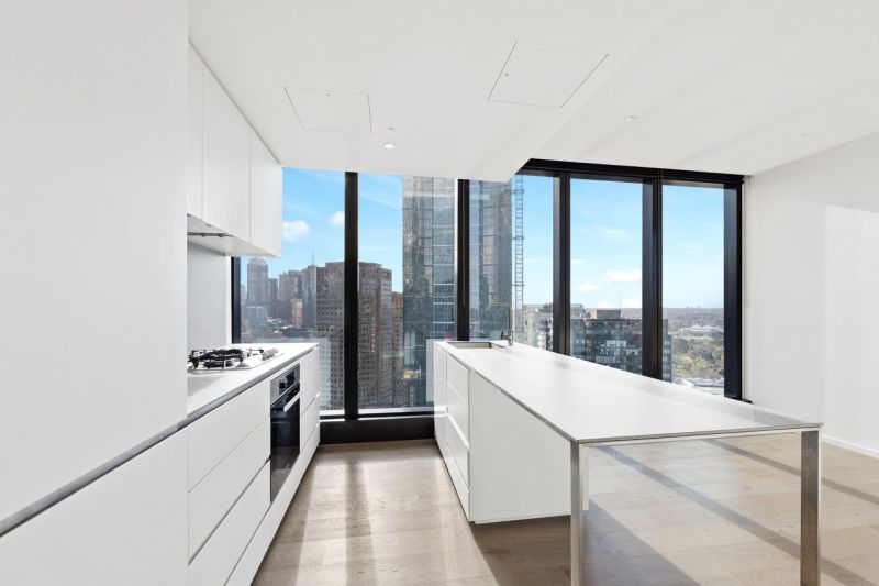 3207/70 Southbank Boulevard, Southbank - Thumbnail 3