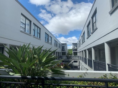 Luxurious two bedroom apartment - available now! 