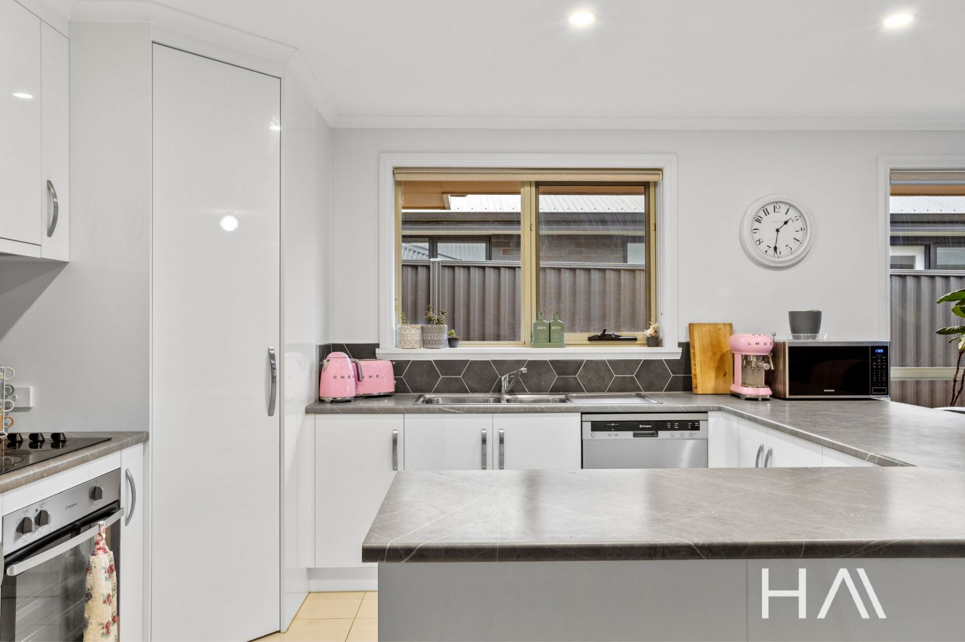 19 Aram Place Newstead, Newstead - Thumbnail 3