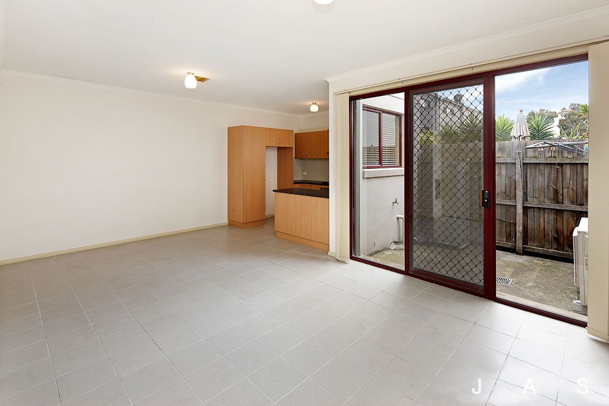 3 Lincoln Mews Kensington VIC, Kensington - Thumbnail 4